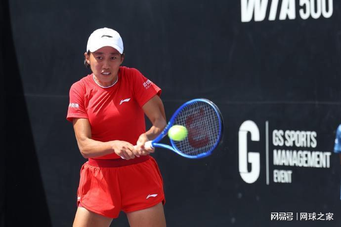雷速官网-浪费好签？王欣瑜单双打均首轮游！