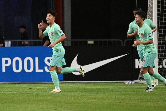 雷速体育平台-让人又爱又恨！武磊双响+点球被扑+多次失必杀球